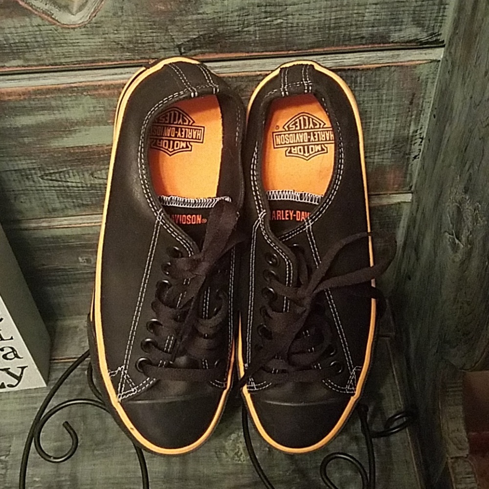 NWOT Women's Harley Davidson tennis shoes